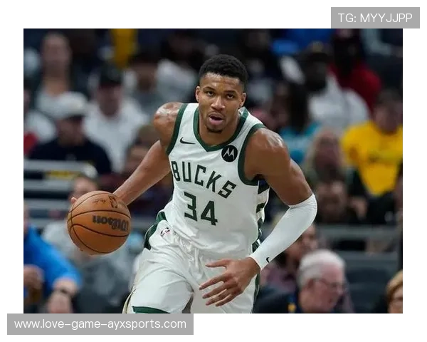 字母哥篮下持续进攻,雄鹿稳稳取胜