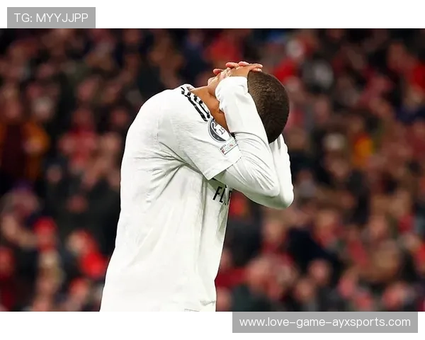 巴黎中场衔接完美，姆巴佩反插瞬间改写比分